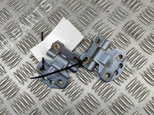 hingedoor-check-strap-mercedes-benz-e-class-w124-1993-1994-1995-1996-27532501 main image