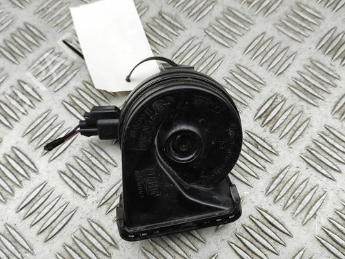 horn-land-rover-defender-station-wagon-l663-2019-32525529 main image