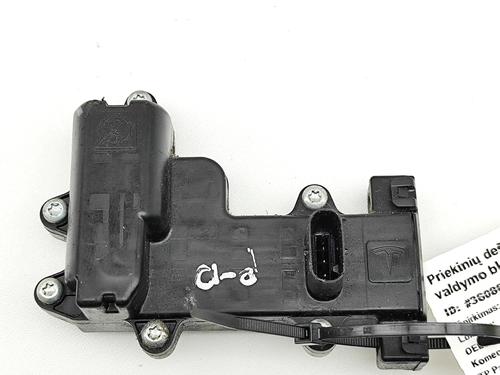 Electronic module TESLA MODEL X (5YJX) P90D AWD | BP36470801M83  - Image 6