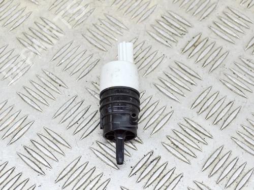 Used Washer pump BMW 5 (G30, F90) 530 d (265 hp) 14621483