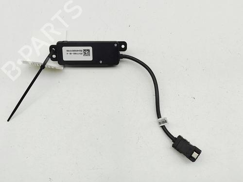 elektronisk-modul-tesla-model-3-5yj3-2017-32269393 main image