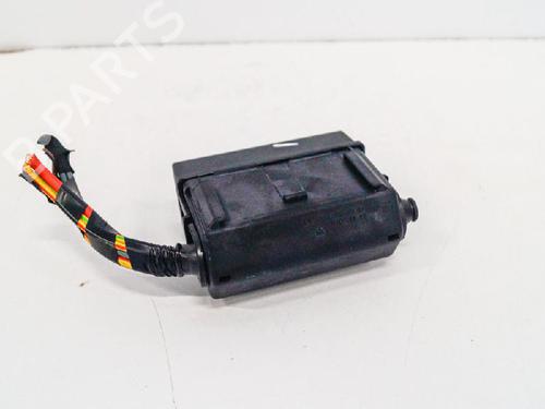 Fuse box OPEL CORSA E (X15) 1.4 (08, 68) | BP6743536E1 