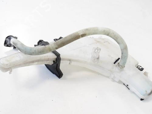 windscreen-washer-tank-bmw-x1-e84-xdrive-20-d-bmw-7068998-2009-2010-2011-2012-2013-2014-2015-9935677 main image