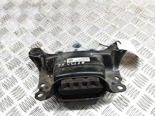 Used Engine mount VW PASSAT B8 Variant (3G5, CB5) 2.0 TDI (150 hp) 18879689