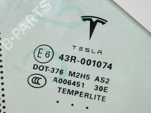Front right quarter glass TESLA MODEL S (5YJS) P100D AWD | BP10400327C112 