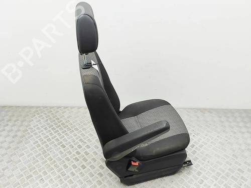 Left front seat VW CRAFTER 30-35 Bus (2E_) 2.0 TDI | BP37029482C15 - Image 2