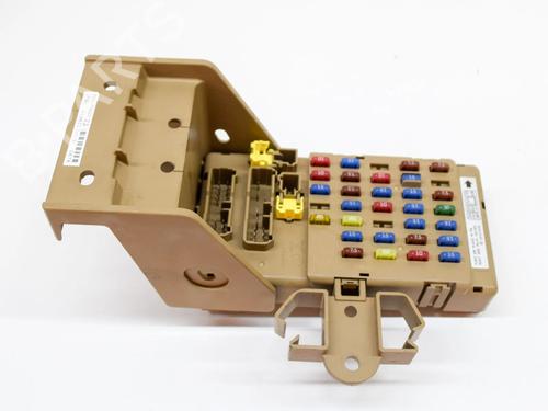 Used Fuse box Fuse box SUBARU FORESTER (SH_) 2.0 D AWD (SHH, SHD, SHN) (147 hp) 10368436 10368436