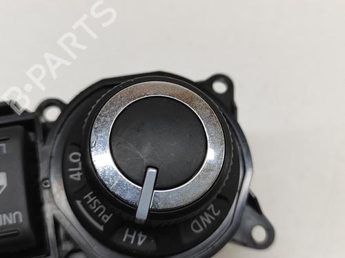 Switch NISSAN NAVARA NP300 (D40) 2.5 dCi 4WD (D40TT, D40T, D40M, D40BB) | BP21809522I30 