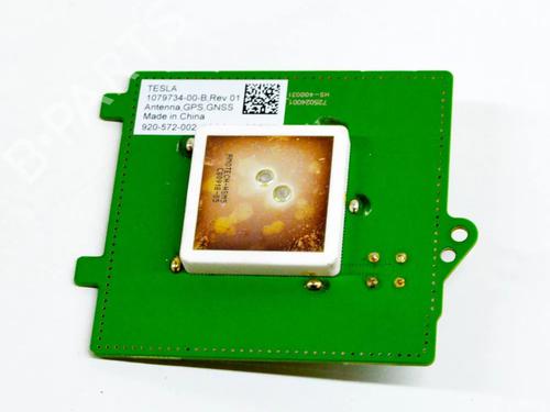 Antenne/Base TESLA MODEL 3 (5YJ3) EV AWD (351 hp) 27757126