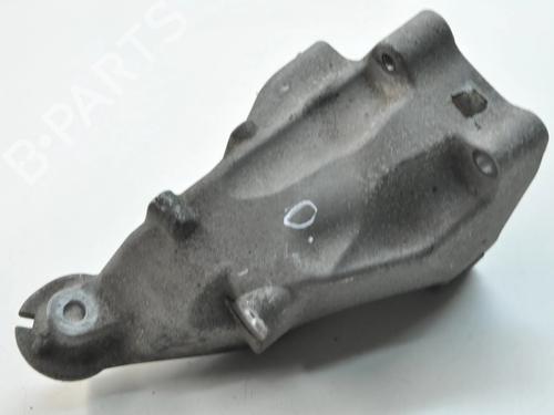 Used Engine mount Engine mount MERCEDES-BENZ E-CLASS (W212) E 220 CDI / BlueTEC (212.001, 212.002) (170 hp) 33368423 33368423
