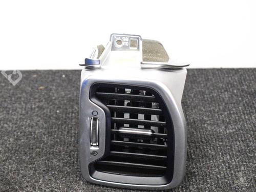 Used Air vent KIA SPORTAGE IV (QL, QLE) 1.6 GDI (132 hp) 14665628