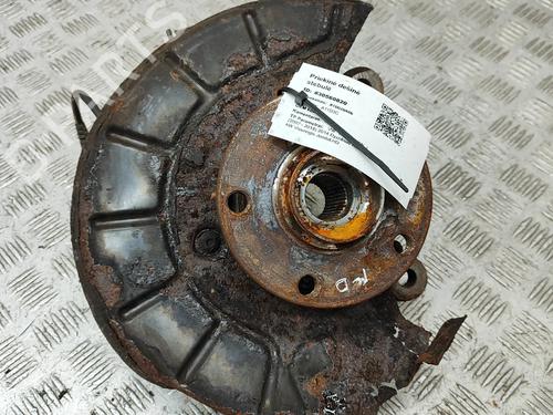 Used Right front steering knuckle VW TIGUAN (5N_) 2.0 TDI 4motion (140 hp) 26679325