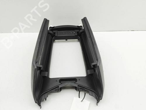 Used Armrest / Center console Armrest / Center console MASERATI GHIBLI III (M157) 3.0 S Q4 (409 hp) 34190874 34190874