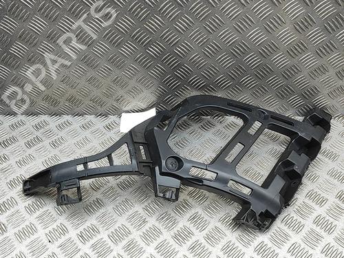 Used Rear bumper bracket Rear bumper bracket PEUGEOT 3008 II SUV (MC_, MR_, MJ_, M4_) Hybrid 180 (M4DGLU) (179 hp) 30178376 30178376