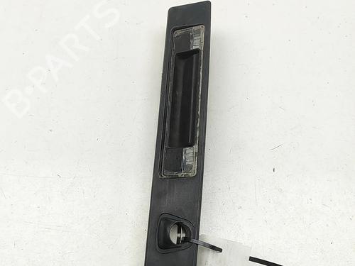 Switch VOLVO V60 II (225) B6 Mild-Hybrid AWD | BP31626718I30