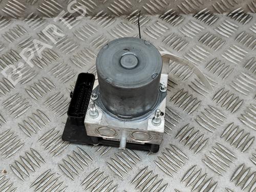 Used ABS pump JAGUAR XF I (X250) 3.0 D (241 hp) 17548905