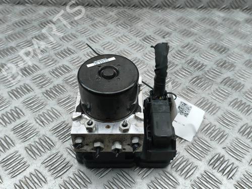 Used ABS pump ABS pump VOLVO S60 II (134) D3 (150 hp) 39719678 39719678