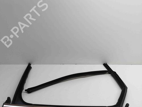 Used Door moulding trim PORSCHE CAYENNE (9YA) 3.0 AWD (9YAAA1) (340 hp) 27793067