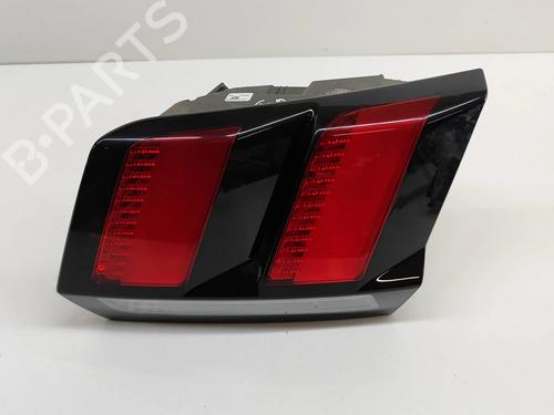 Used Right tailgate light PEUGEOT 3008 II SUV (MC_, MR_, MJ_, M4_) 1.2 THP/ PureTech 130 (MRHNSM, MRHNSU, MRHNSJ, MRHNYW,... (131 hp) 16521735