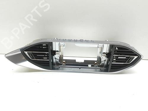 Used Air vent Air vent PEUGEOT 308 SW II (LC_, LJ_, LR_, LX_, L4_) 1.5 BlueHDi 130 (131 hp) 33383660 33383660