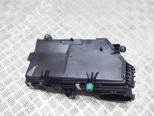 Used Air filter box MERCEDES-BENZ E-CLASS (W213) E 220 d (213.004) (194 hp) 9296542