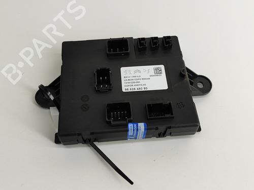 Used Electronic module PEUGEOT 3008 III (KA_, KB_, KC_) e-210 (KCZKZX) (213 hp) 28687435