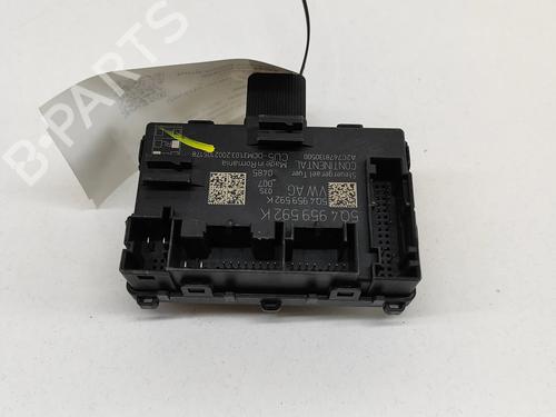 Used Electronic module Electronic module SKODA SUPERB III Estate (3V5) 1.4 TSI iV (156 hp) 27776037 27776037