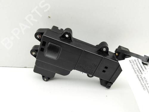 Used Electronic module Electronic module TESLA MODEL X (5YJX) P90D AWD (772 hp) 36470801 36470801
