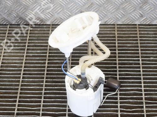 Used Fuel pump BMW 4 Coupe (F32, F82) 435 d xDrive (313 hp) 6765143