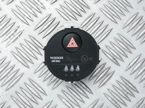 Used Warning switch Warning switch TOYOTA YARIS (_P13_) 1.3 (NSP130_, NSP130) (99 hp) 6724193 6724193