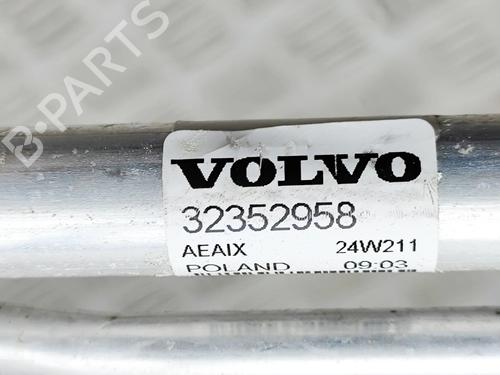 AC pipe VOLVO EX40 (536) EV | BP38650328M126 - Image 9
