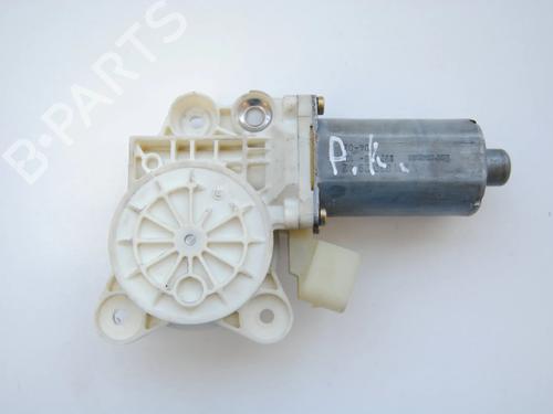 Used Left front window motor MERCEDES-BENZ E-CLASS (W211) E 270 CDI (211.016) (177 hp) 9863701