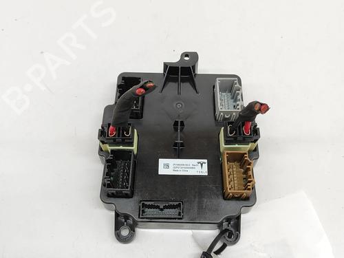 Used Electronic module TESLA MODEL X (5YJX) P100D AWD (772 hp) 25218012