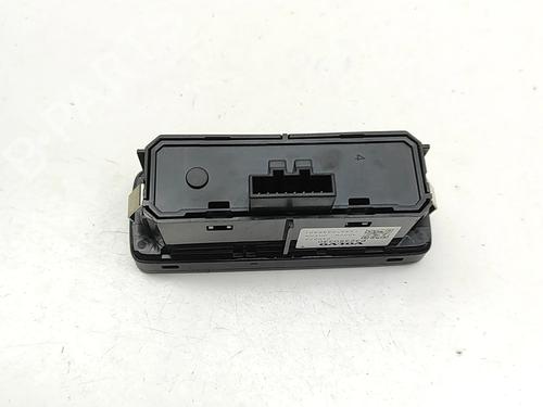 switch-volvo-xc90-ii-256-2014-33385497 main image