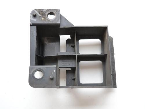 Used Front bumper bracket MERCEDES-BENZ SPRINTER 3-t Van (B906) 213 CDI (906.611, 906.613) (129 hp) 30249764