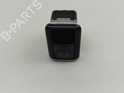 Used Right rear window switch MERCEDES-BENZ CLA Coupe (C117) CLA 220 CDI / d (117.303) (177 hp) 25893832