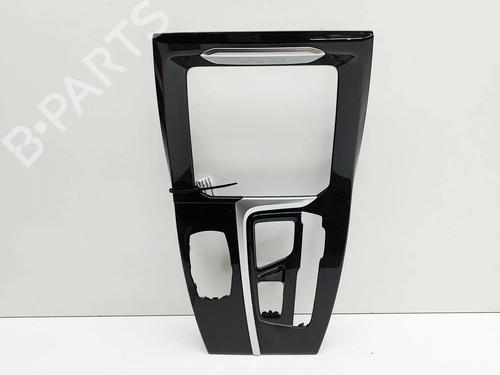 Used Middle console Middle console BMW X3 (G01, F97, G08) xDrive 20 d (190 hp) 33291917 33291917