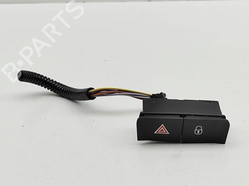 Used Warning switch PORSCHE 911 (991) 3.8 Carrera S / GTS (430 hp) 30708441