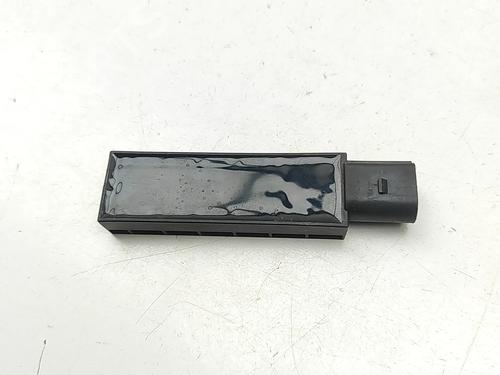 Used Electronic module Electronic module VW T-ROC (A11, D11) 1.5 TSI (150 hp) 33847631 33847631