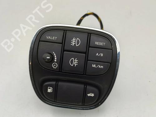 Used Switch Switch JAGUAR XJ (X350, X358) D 2.7 (207 hp) 31056581 31056581