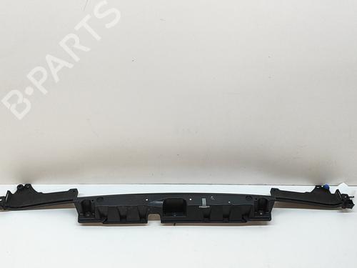 Used Rear bumper bracket LAND ROVER RANGE ROVER IV (L405) 4.4 SDV8 4x4 (340 hp) 24581018