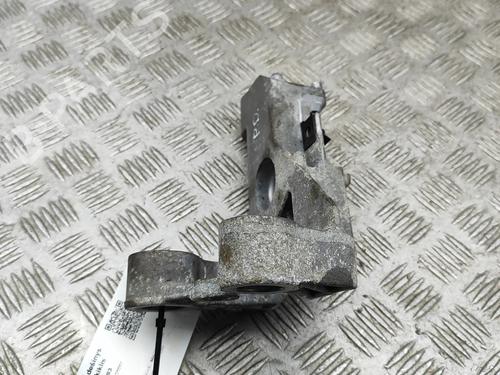 Used Engine mount Engine mount PORSCHE MACAN (XAB) 4S Electric 4 (XABDC1) (517 hp) 33433084 33433084