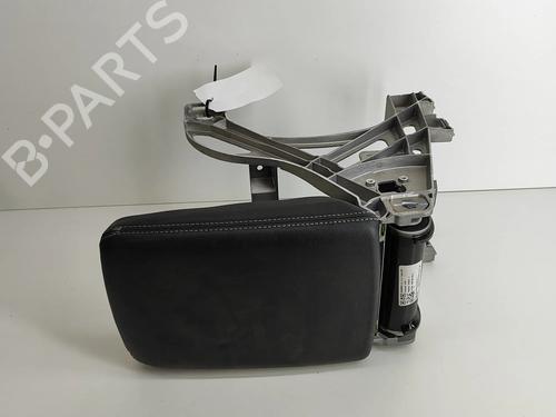 Used Armrest / Center console Armrest / Center console AUDI A5 (F53, F5P) 2.0 TDI (190 hp) 18604641 18604641