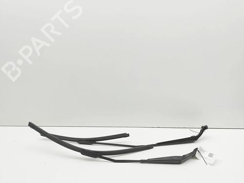 Used Front windshield wiper arm Front windshield wiper arm AUDI A3 Sportback (8YA, 8YF) 35 TFSI (150 hp) 39884281 39884281