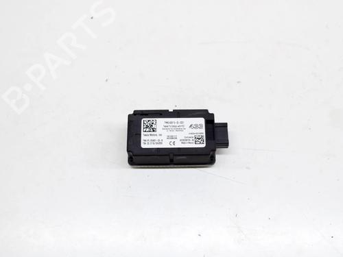 Used Electronic module Electronic module TESLA MODEL S (5YJS) 75 (320 hp) 8895277 8895277