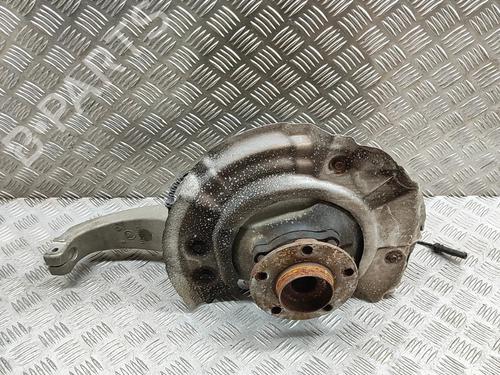 Used Right front steering knuckle Right front steering knuckle BMW 6 Convertible (F12) 650 i xDrive (449 hp) 24143415 24143415