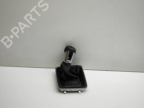 Used Shift knob Shift knob VW GOLF VII (5G1, BQ1, BE1, BE2) 2.0 GTD (184 hp) 39646597 39646597