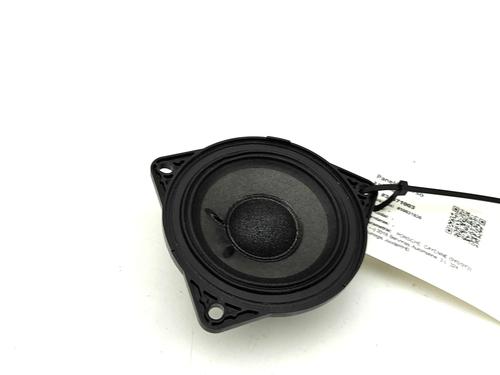 speaker-porsche-cayenne-9ya-2017-34374557 main image