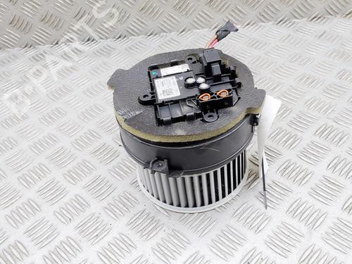 Used Heater blower motor Heater blower motor BMW 5 (G30, F90) 520 i (184 hp) 39958410 39958410
