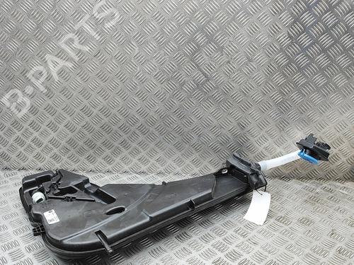 Used Windscreen washer tank Windscreen washer tank 38443132 38443132